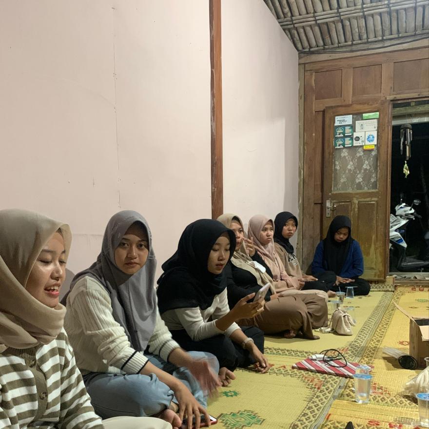 Karang Taruna Anjir Gelar Pertemuan Rutin untuk Persiapan Merti Padukuhan